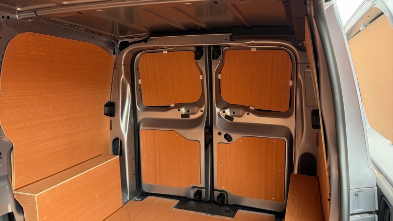 Vauxhall Vivaro L1 Diesel 1.5 Turbo D 120 Pro H1 Van